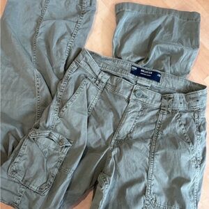 Hollister Low-Rise Cargo Pants